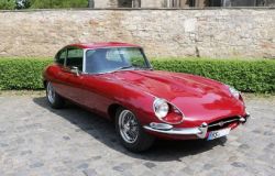 JAGUAR (GB) E TYPE I SERIE COUP 2+2