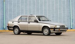 ALFA ROMEO (I) ALFA 75 3.0 V6