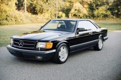 MERCEDES (D) 560 SEC (W126)